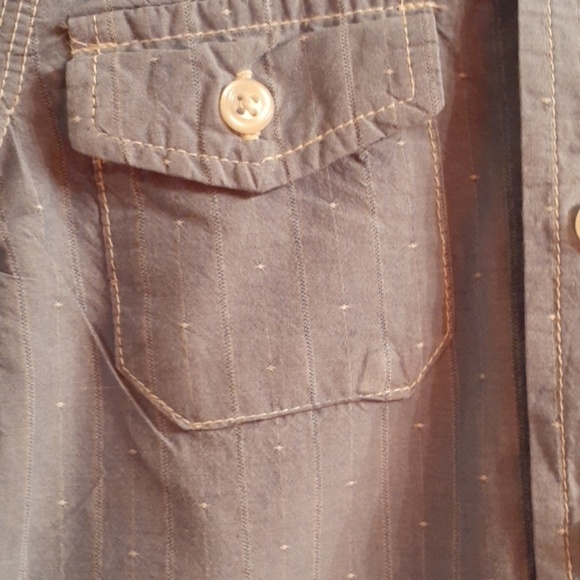 Baby Gap size 2 button up shirt - Picture 2 of 5